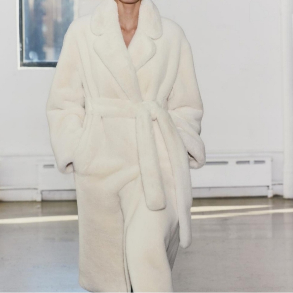 ZARA Elegant White Faux Fur Belted Coat